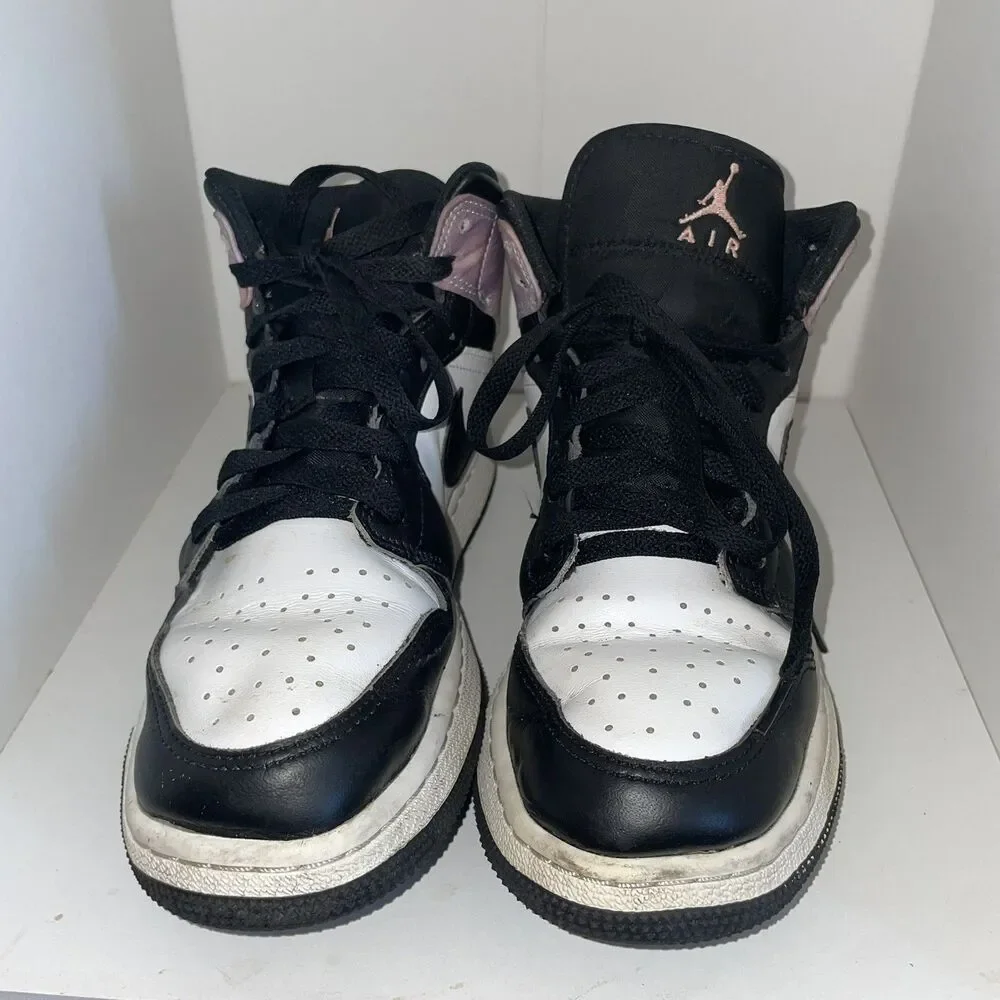 Nike Kids Youth Air Jordan 1 Mid SE Zen Master Athletic Sneaker 5.5 Y 7.5 W